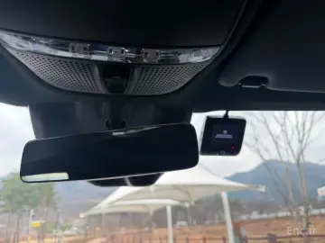2022 Mercedes-Benz GLC с пробегом 128 000 км