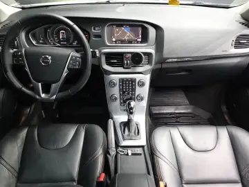 2019 Volvo V40 с пробегом 65 021 км