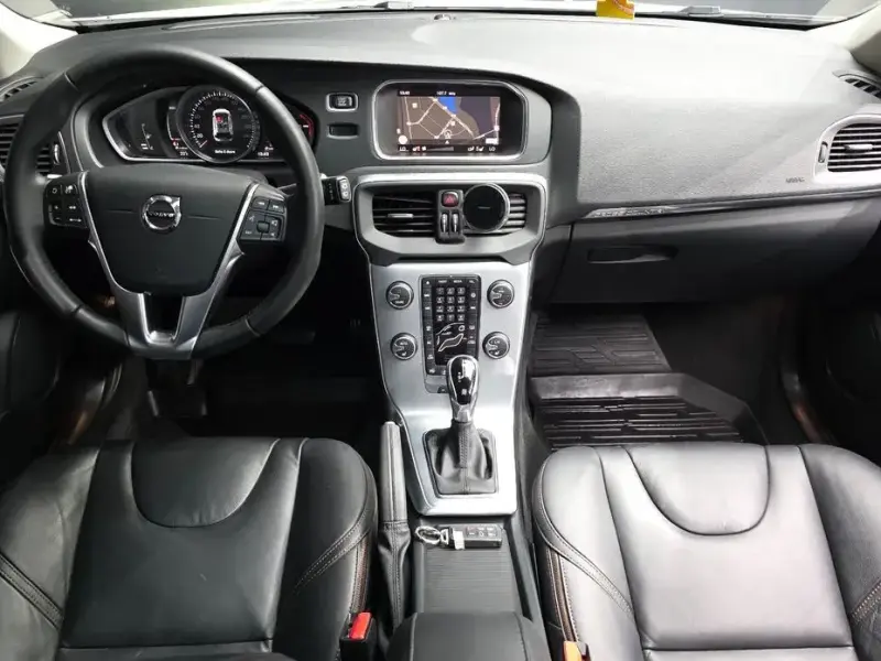 2019 Volvo V40 с пробегом 65 021 км
