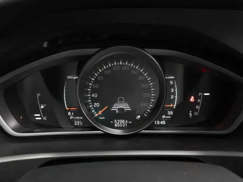 2019 Volvo V40 с пробегом 65 021 км