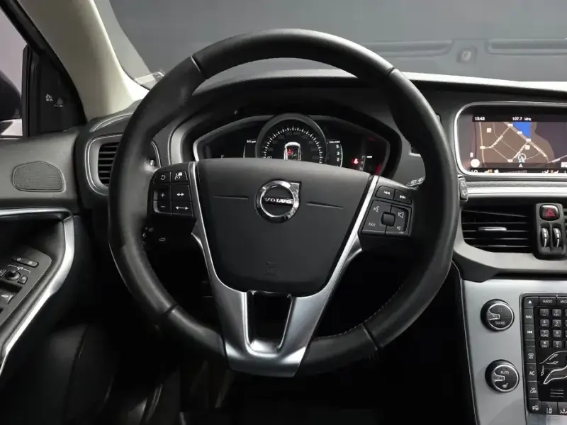 2019 Volvo V40 с пробегом 65 021 км