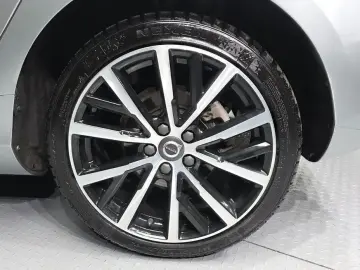 2018 Volvo V40 с пробегом 162 888 км