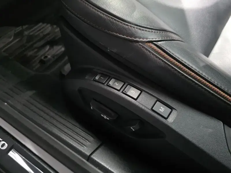 2019 Volvo V40 с пробегом 65 021 км