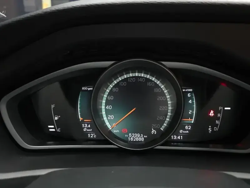 2018 Volvo V40 с пробегом 162 888 км