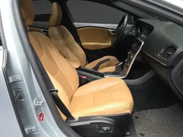 2018 Volvo V40 с пробегом 162 888 км
