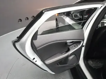 2019 Volvo V40 с пробегом 65 021 км