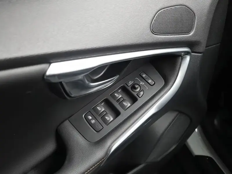 2019 Volvo V40 с пробегом 65 021 км