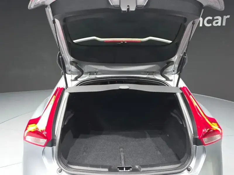 2018 Volvo V40 с пробегом 162 888 км