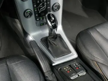 2019 Volvo V40 с пробегом 58 342 км