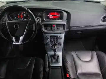 2018 Volvo V40 с пробегом 203 094 км