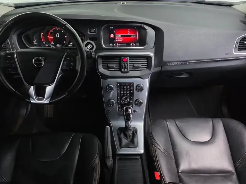 2018 Volvo V40 с пробегом 203 094 км