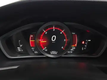 2018 Volvo V40 с пробегом 203 094 км
