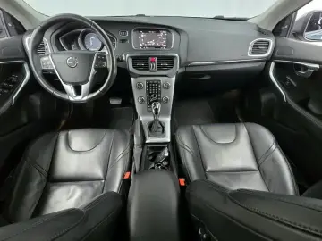 2018 Volvo V40 с пробегом 64 425 км