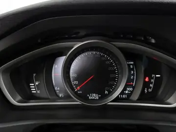 2018 Volvo V40 с пробегом 64 425 км