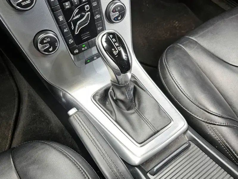 2018 Volvo V40 с пробегом 187 028 км