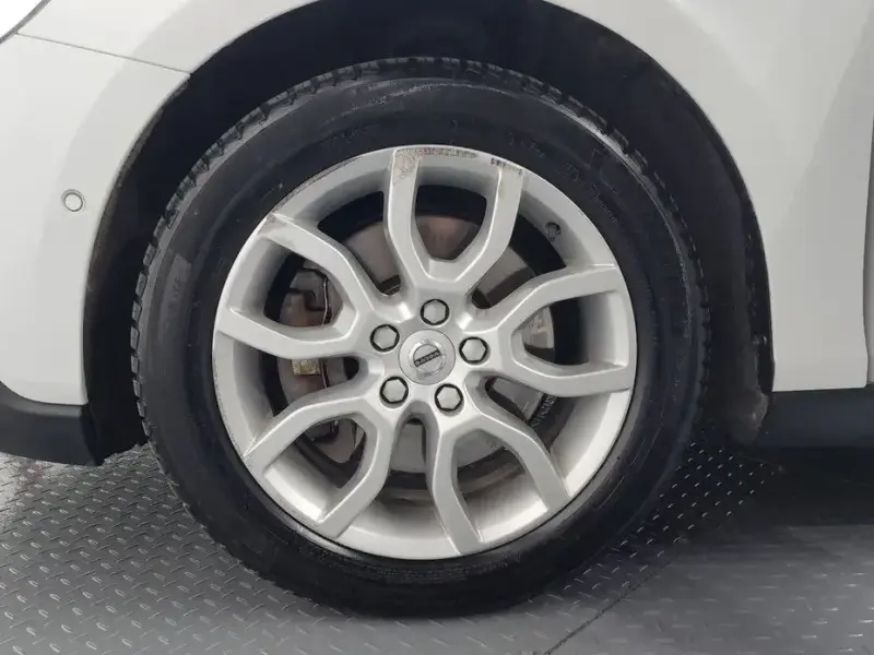 2018 Volvo V40 с пробегом 221 349 км