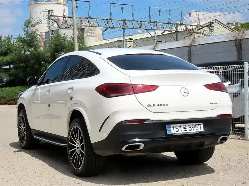 2022 Mercedes-Benz GLE с пробегом 84 002 км