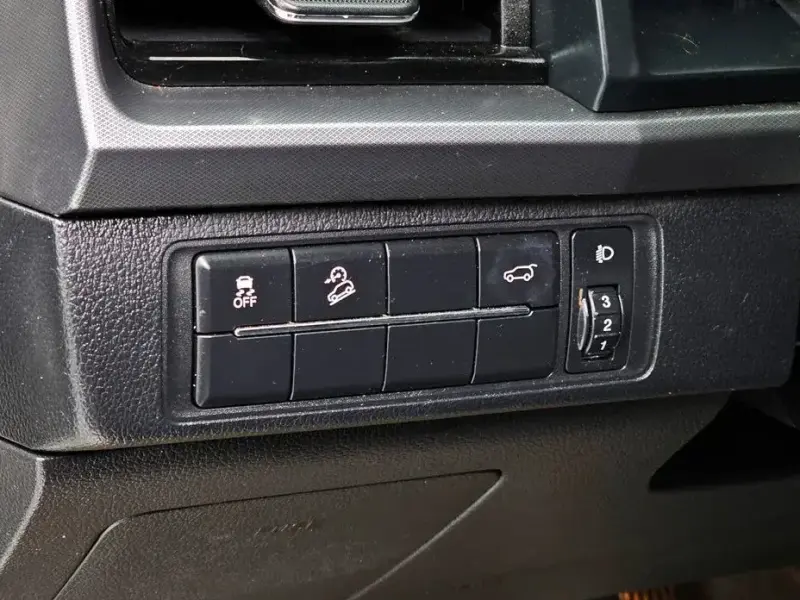 2023 SsangYong Rexton с пробегом 20 035 км