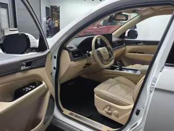 2023 SsangYong Rexton с пробегом 62 677 км
