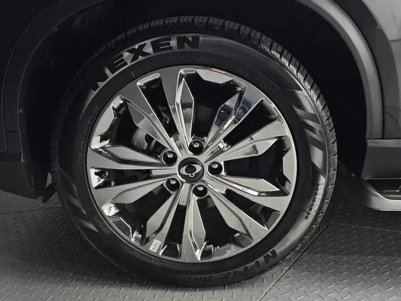 2023 SsangYong Rexton с пробегом 8 619 км