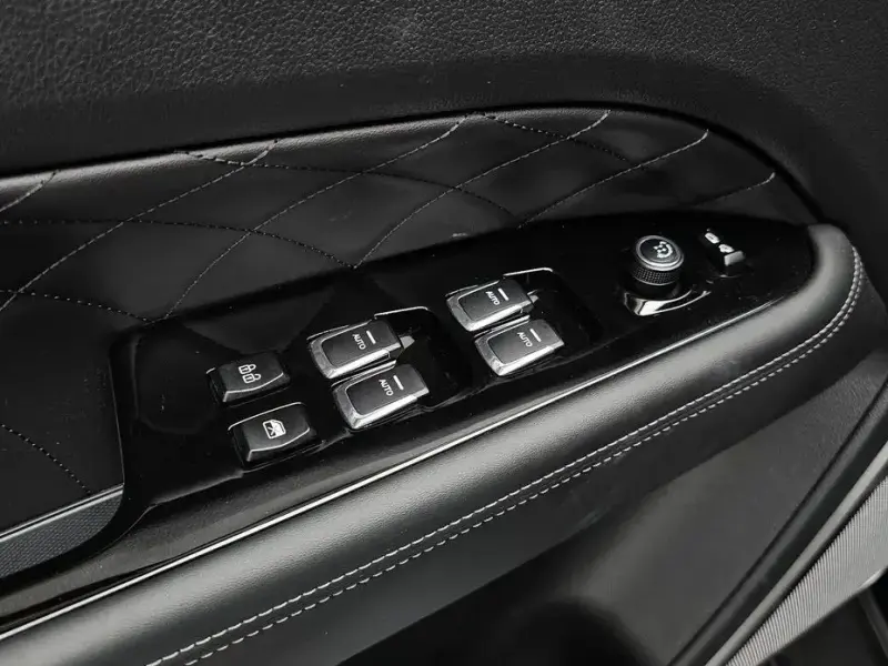 2023 SsangYong Rexton с пробегом 8 619 км
