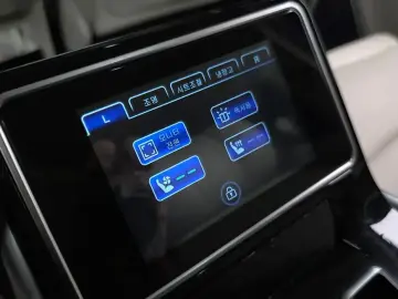 2024 SsangYong Rexton с пробегом 33 122 км