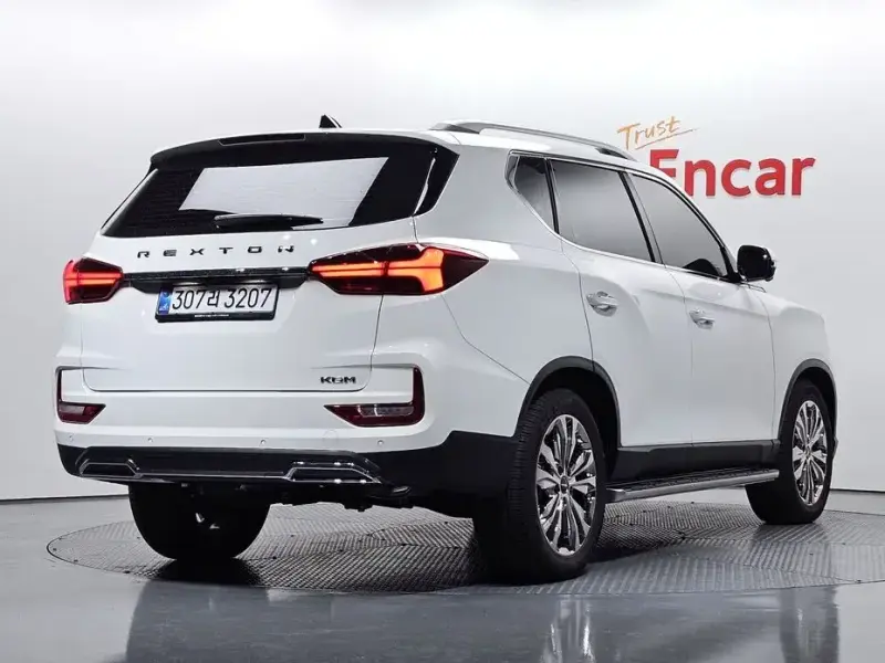 2025 SsangYong Rexton с пробегом 6 350 км