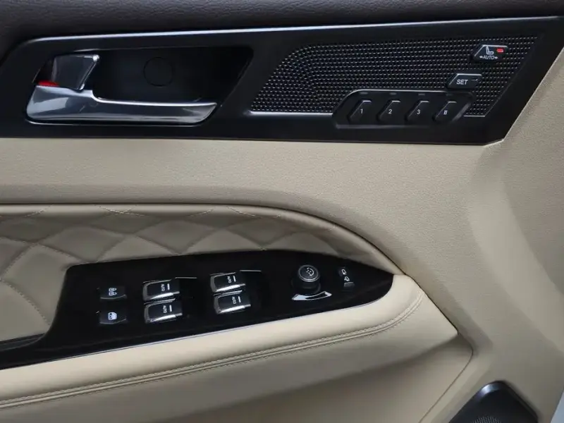 2025 SsangYong Rexton с пробегом 6 350 км