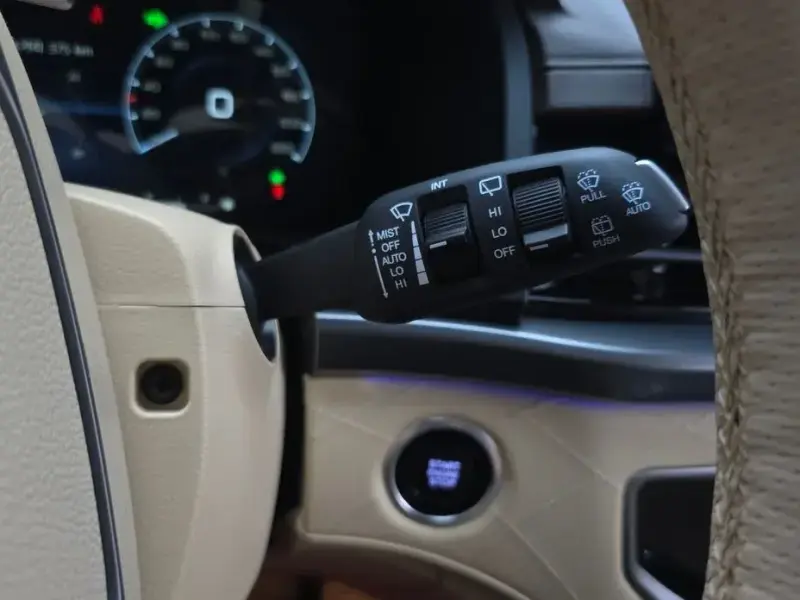 2025 SsangYong Rexton с пробегом 6 350 км