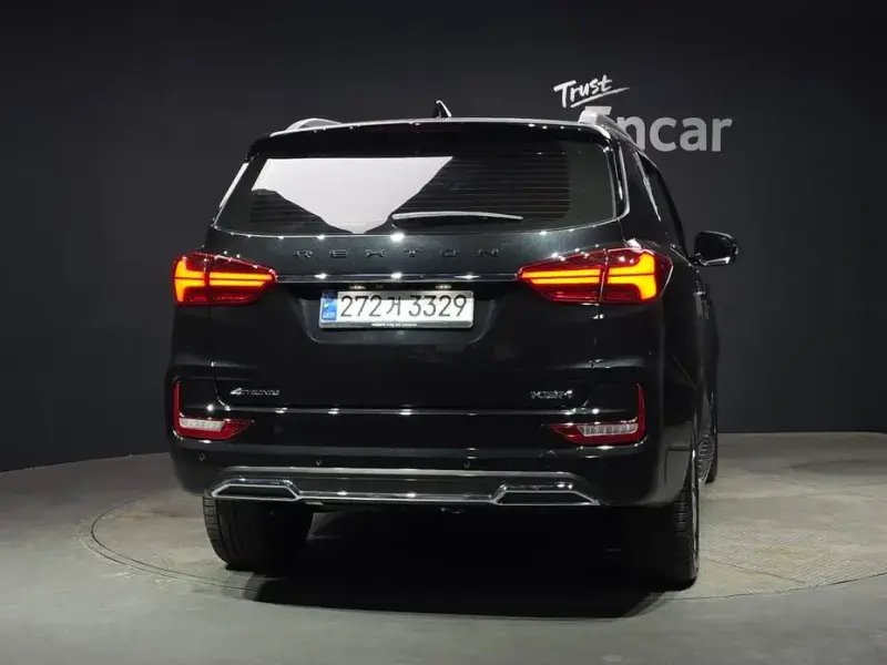 2025 SsangYong Rexton с пробегом 4 204 км