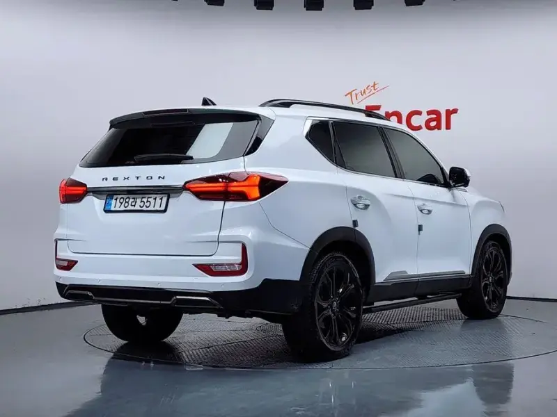 2023 SsangYong Rexton с пробегом 73 049 км