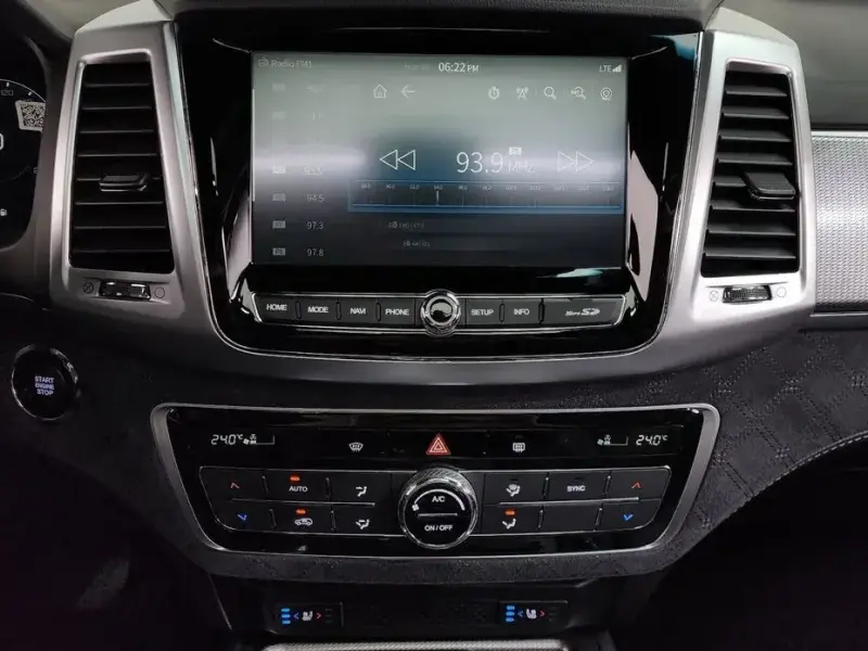 2021 SsangYong Rexton с пробегом 15 891 км