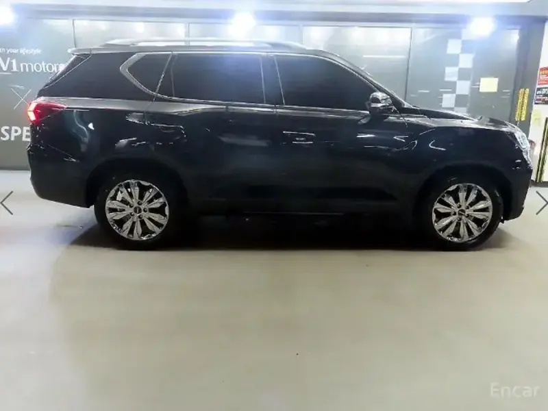 2026 SsangYong Rexton с пробегом 7 649 км
