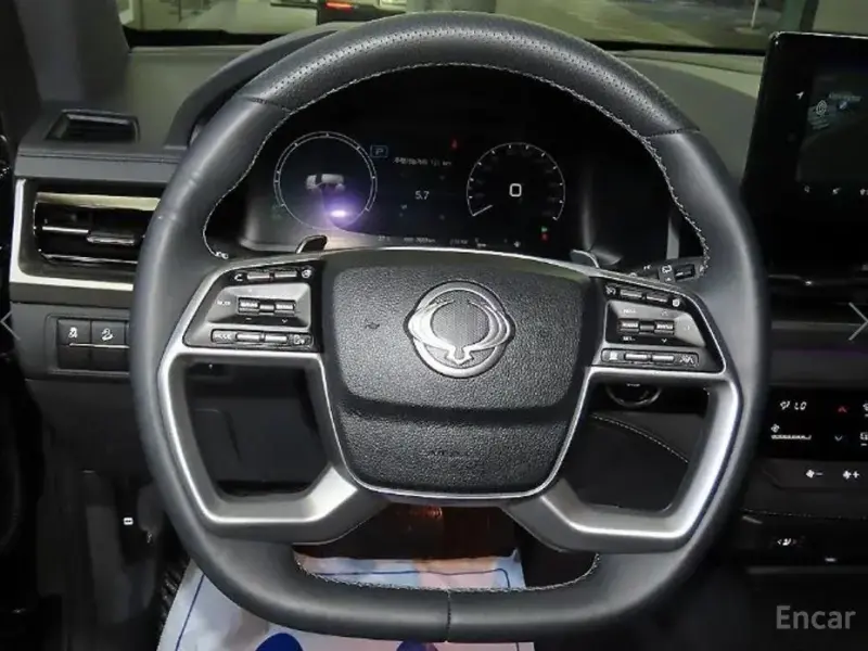2026 SsangYong Rexton с пробегом 7 649 км