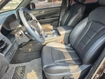 2025 SsangYong Rexton с пробегом 6 591 км