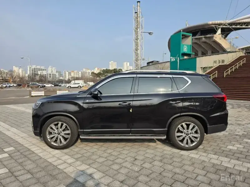 2025 SsangYong Rexton с пробегом 6 591 км