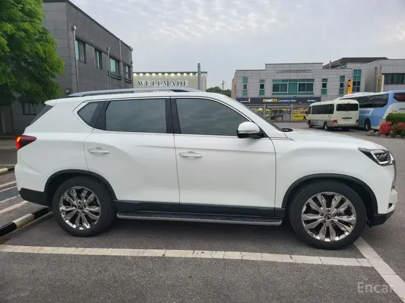 2023 SsangYong Rexton с пробегом 40 200 км