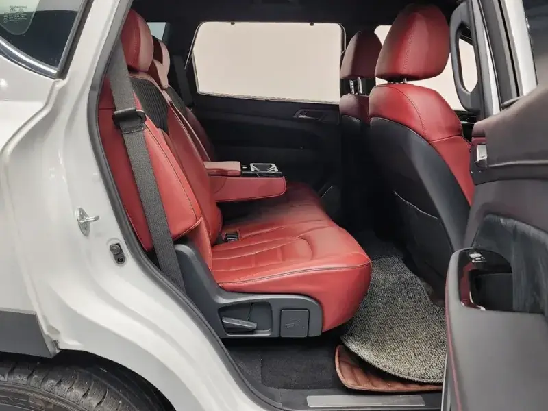 2024 SsangYong Rexton с пробегом 25 138 км