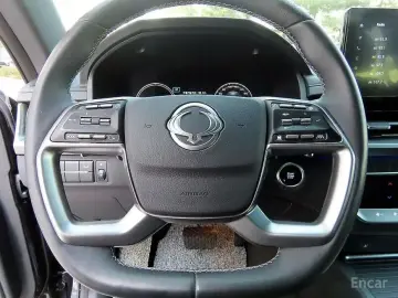2025 SsangYong Rexton с пробегом 8 600 км