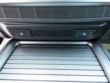 2025 SsangYong Rexton с пробегом 8 600 км