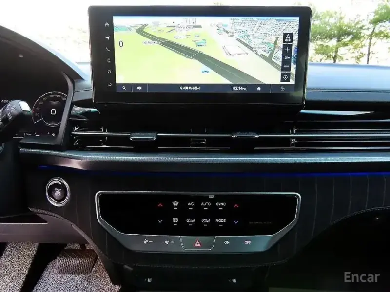 2025 SsangYong Rexton с пробегом 8 600 км