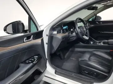 2022 Kia K5 с пробегом 48 799 км
