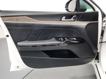 2022 Kia K5 с пробегом 48 799 км