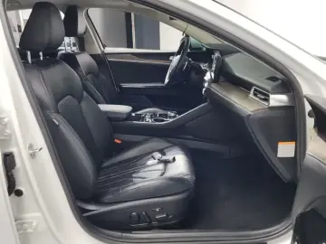 2022 Kia K5 с пробегом 48 799 км