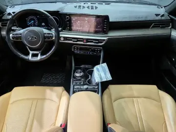 2021 Kia K5 с пробегом 137 077 км