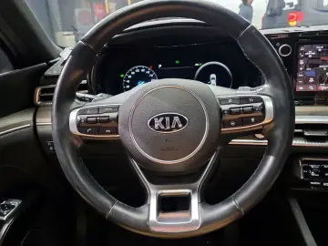 2021 Kia K5 с пробегом 137 077 км