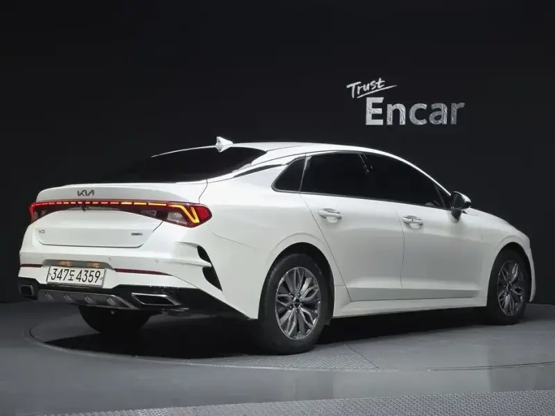 2022 Kia K5 с пробегом 99 350 км