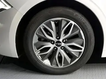 2022 Kia K5 с пробегом 99 350 км
