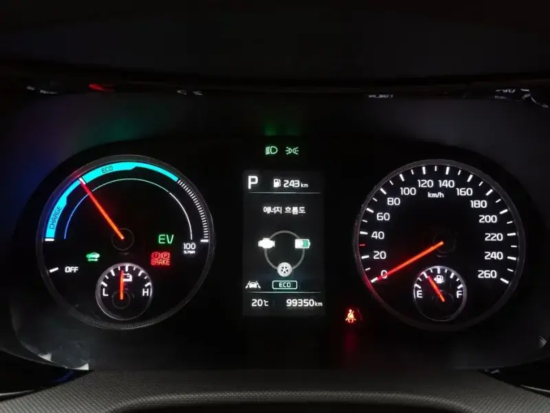 2022 Kia K5 с пробегом 99 350 км