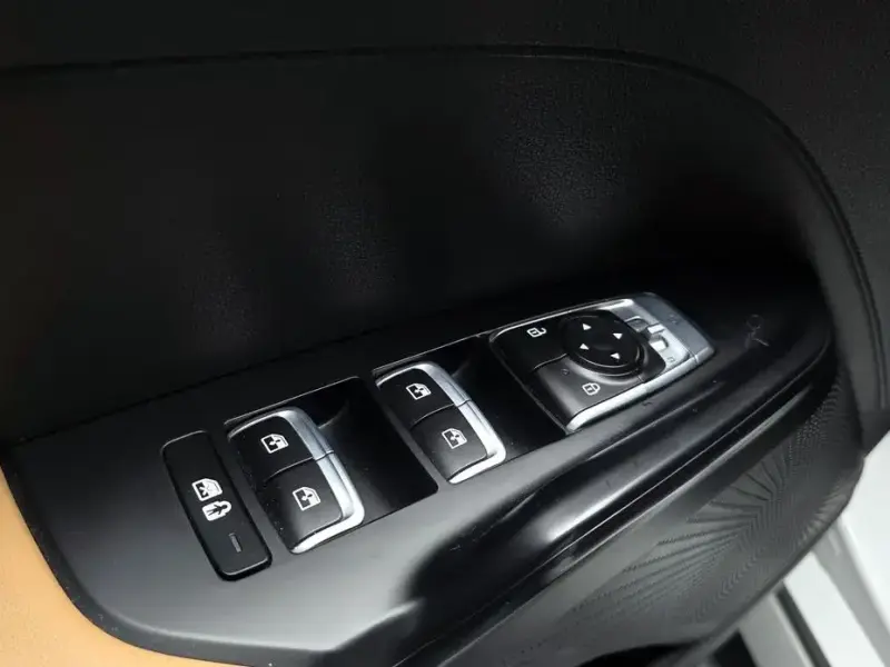 2022 Kia K5 с пробегом 99 350 км